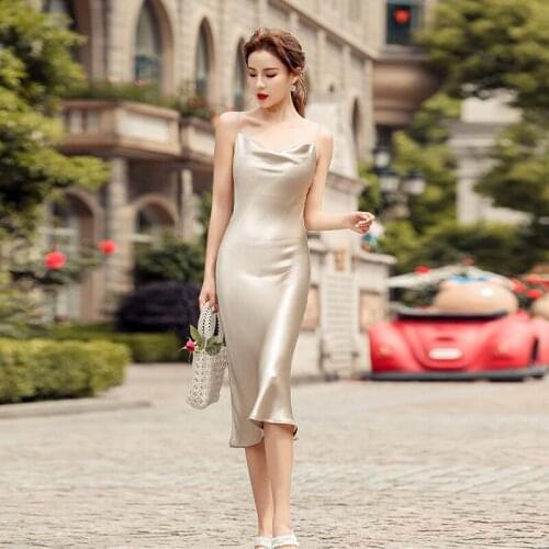 Women Solid Satin Slim Casual Long Dress Spaghetti Strap Sleeveless Backless Vintage Dress 2021 Spring New Women Fashion Dress