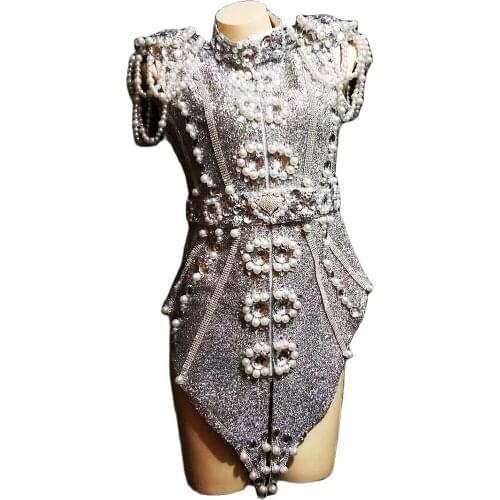 Sparkling Silver Rhinestones Pearls Women Tops Shorts 2 Pieces Set Birthday Prom Celebrate Outfits Nightclub Singer Costumes