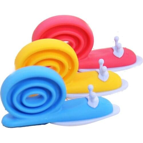 1pc Creative Cute Rotating Design Snail Animal Shaped Silicone Door Stopper, Kids Safety Anti-pinch Windproof Finger Protector