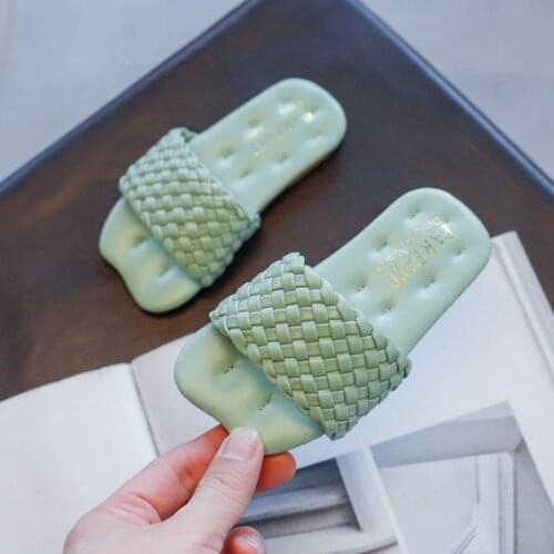 Slippers Kids Weave Fashion Summer Toddler Slippers Outdoor Wear Anti-Slippery Sandal Children Girl Slides All-Match Flat Heels