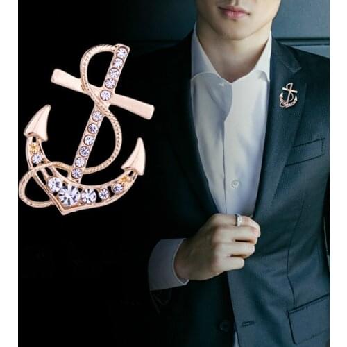European Fashion Gold Color Crystal Anchor Brooch Fashion Boat Rudder Collar Pins Jewelry Shirt Collar Suit Pin Brooch Man Gifts