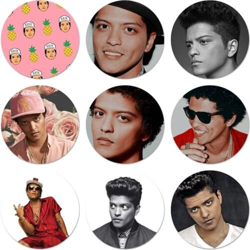 Bruno Mars Icons Pins Badge Decoration Brooches Metal Badges For Clothes Backpack Decoration 58mm