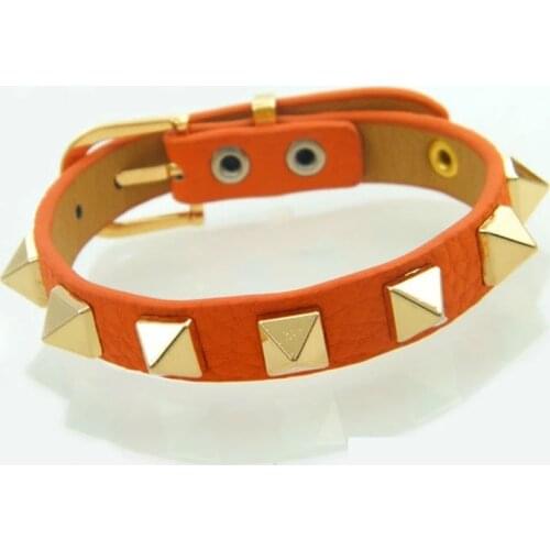 VRESSE 2021 Popular Punk Style Men And Women Rivets Single Circle PU Leather Bracelet Stainless Steel Cuff Bracelet Luxury Brand