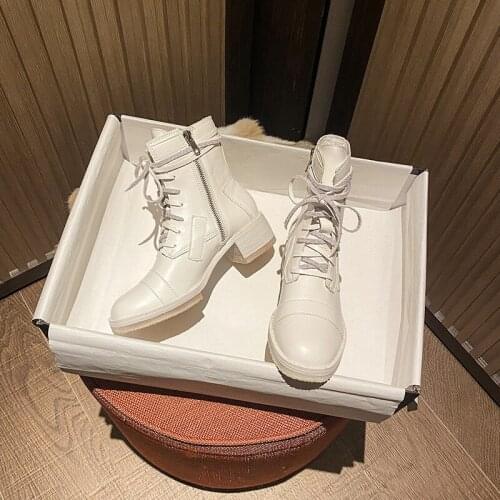 Net red with thick bottom thick heel heel short tube autumn winter tide white handsome Martin boots female short boots