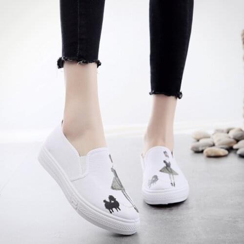 Summer New Canvas Student Flat Comfortable White Shoes Women Basic Casual Shoes slip-on Canvas Walking Shoes Female 789