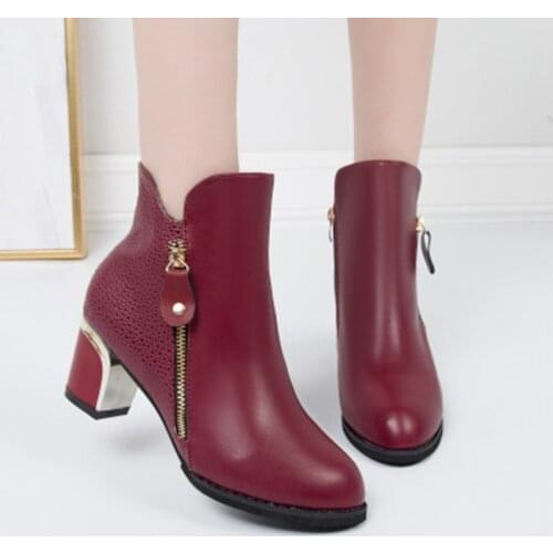 Female high-heeled Thick Boots With Side Zipper Shoes For Women 2020 Models Autumn Pointed Martin Boots