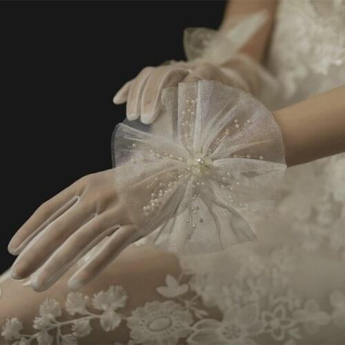 Elegant Cream Short Semi Sheer Gloves Pearls Summer Lace Mesh Gauze Ultra Thin Vintage Women Gloves Transparent Party Glove