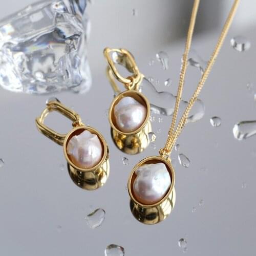 Trendy Baroque Pearl Earrings for Women Jewellery Gift Gold Plated