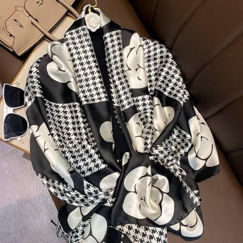 Luxury Brand 2021 Scarf Women Large Shawls Pashmina Hijab Foulard Echarpe Design Print Lady Beach Stole Head Scarves