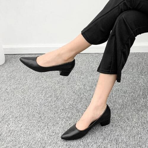 Womens working shoes black soft sole shoes middle heel thick heel Hotel interview formal professional shoes women