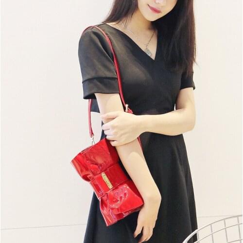 DIMIYI Women's Evening Clutches