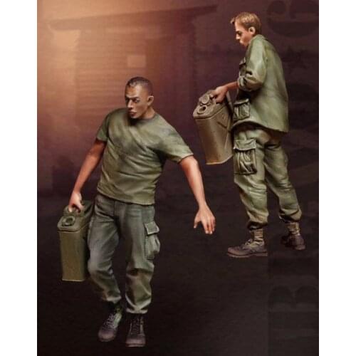 1/35 Resin Model Building Kit Figure US G.I.s Jerrycans