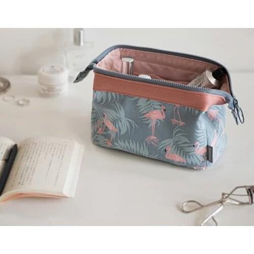Puou Women's Cosmetic Bags