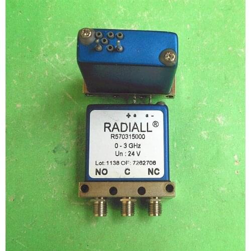 Radiall R570315000 3 GHZ 24 v SMA rf coaxial microwave single-pole double-throw switch