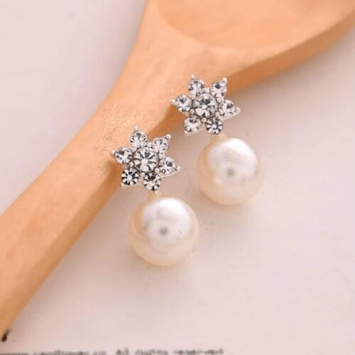 Korean Fashion Jewelry Crystal Earrings Large Pearl Earrings Womens Elegant Earrings Beautiful Jewelry Snowflake Earrings