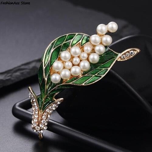 Enamel Flower Plant Pearl Lapel Collar Brooch Trendy Enamel White Floral Leaf Brooch Pin Bridal Bouquet Alloy Jewelry Gift