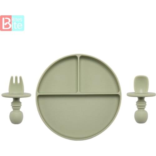 Fashion Solid Silicon Plate Set For Baby Kids Training Feeding Dinnerware Baby Learning Plate Set With Fork Spoon BPA Free