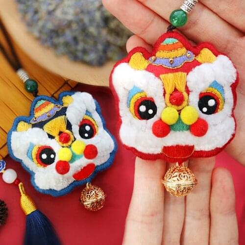 Chinese Amulet DIY Embroidery Kit Cute Bells Lion Cross Stitch Set Needlework Handmade Sewing Craft Decor Car & Bag Pendant
