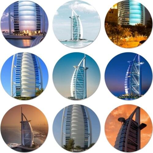 58mm City Burj Al Arab Icons Pins Badge Decoration Brooches Metal Badges For Clothes Backpack Decoration