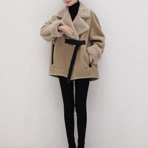 Autumn and Winter 2021 Women Lamb Fur Long-sleeved Coat Fashion Casual New Fur All-match Solid Color Small Fleece Regular Jacket