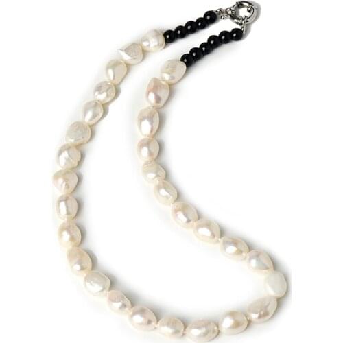 8*14 MM Shell pearl Necklace with Pure white Geometric shape and the Deep black unique Circular bead Produced