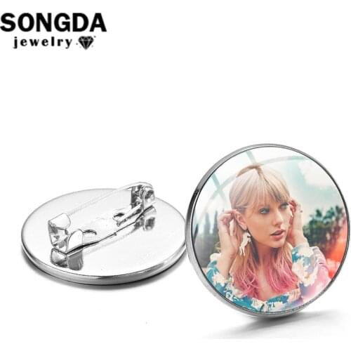 SONGDA Europe and America Pop Singer Taylor Print Brooch Album Lover Glass Art Round Lapel Pins Badges Fit Clothes Hat Backpack