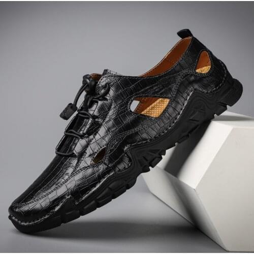 Men Genuine Leather Sandals Non-slip Driving Beach Slippers Casual Shoes Big Size Comfortable Men Breathable Outdoor Summer