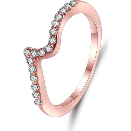 New Listing Minimalist Style Engagement Ring Womens Square Zirconia High Quality Geometric Wavy Glamour Womens Ring Gift