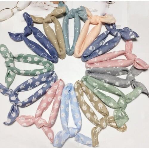 New Plaid Dots Style Winter Pet Bandanas Cotton Washable Dog Bandanas Scarf Bowties Collar Pet Square Bib For Puppies Kittens