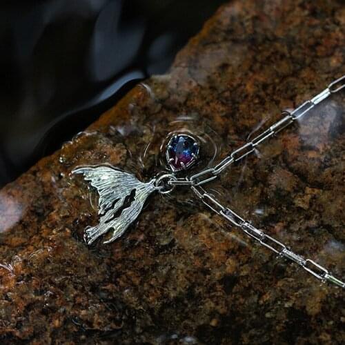 Original metal European and American hip-hop fishtail natural elements fashion personality female pendant fish bone necklace