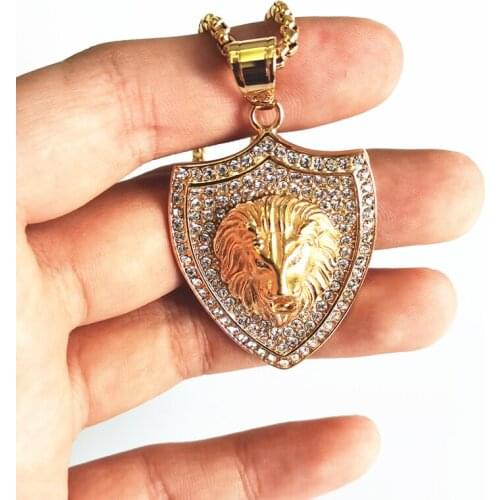 New model Animal Series Jungle Lion Shield Pendant Medallion Punk Style Mens Personality Trend Classic Pendant Necklace