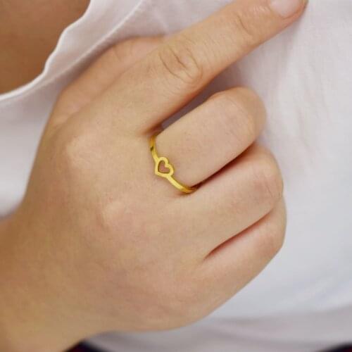 Popular in Europe and America, simple peach heart ring titanium steel vacuum plating jewelry ring