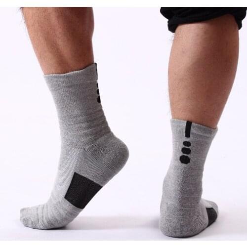 S011A thick 1Pair Sweat-Absorbent Outdoor mesh breathable Sports Walking Running Stockings Basketball men socks