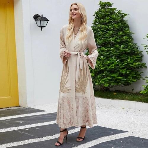 2021 New Fashion Beaded Car Flower Apricot Colour Stitching Cardigan Robe Islamic Dubai Muslim Abaya Muslim Woman Kimono
