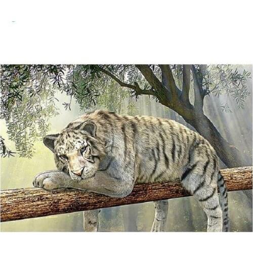 5D White tiger sleeping on tree trunk Diamond Painting Round Full Drill Animal Nouveaute DIY Mosaic Embroidery Cross Stitch gift