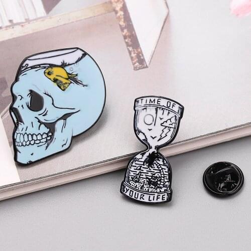 Punk Enamel pin Skull Hourglass brooch Badge Halloween gift jewelry for your Fashion witch friend