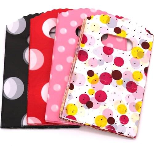 50pcs/lot Mini Dot Printed Plastic with Handle Bags 9x15cm Colorful Gifts Candy Soap Packaging Bags for Jewelry Storage Pouches