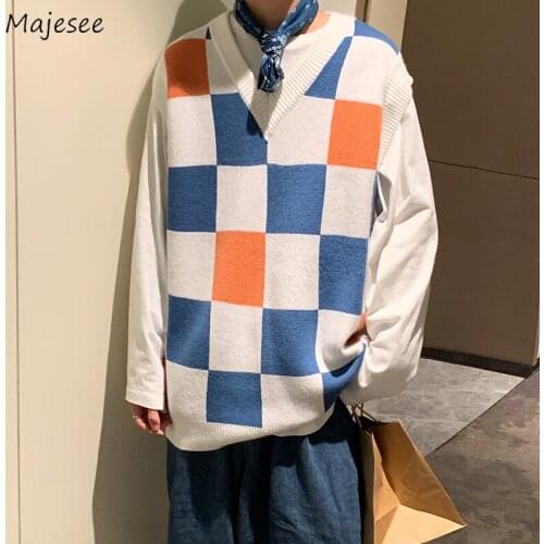 Checkered Plaid Sweater Vests Men Fashion Panelled Oversize Autumn Warm Sleeveless Jumpers Male V-neck Retro Ins Korean Knitwear