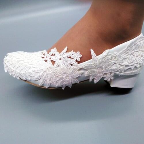 White lace wedding shoes bride woman handmade 4cm low block heel bridal bridesmaid lace flower elegant wedding pumps shoe