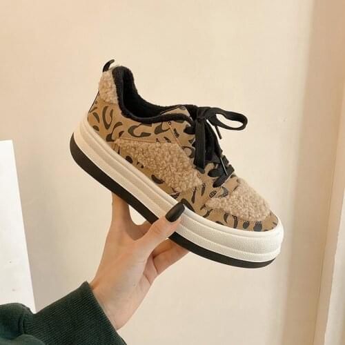 NYBYCACL Women's Sneakers