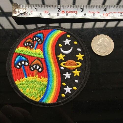 PGY Starry Sky Embroidered Patches for Clothing Rainbow Mushroom Appliques Diy Round Coat Hats Parches Hat Jeans Stickers Decor