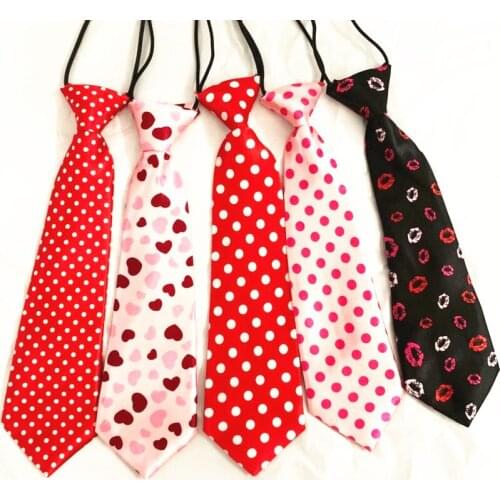 50PC/Lot Valentines Day Pet Accessories Love Heart Large Dog Ties Pet Dog Neckties Bowties Pet Grooming Supplies