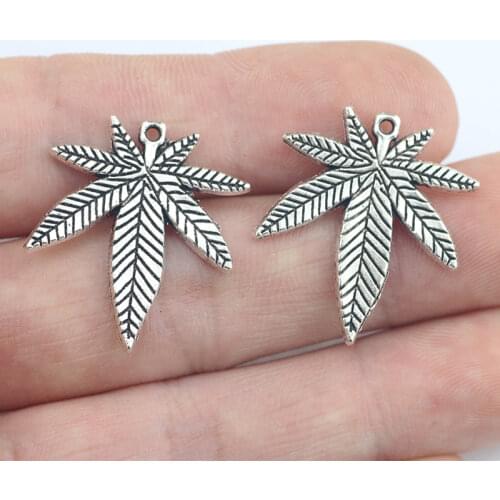 Newest 10Pieces 22*25mm Mixed Alloy Antique Silver Color Maple Leaf Charms Keychain Pendant Accessory For DIY Jewelry Making