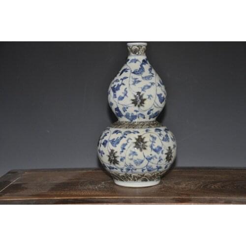 Antique hand painted porcelain vase with kangxi double ring mark for collection