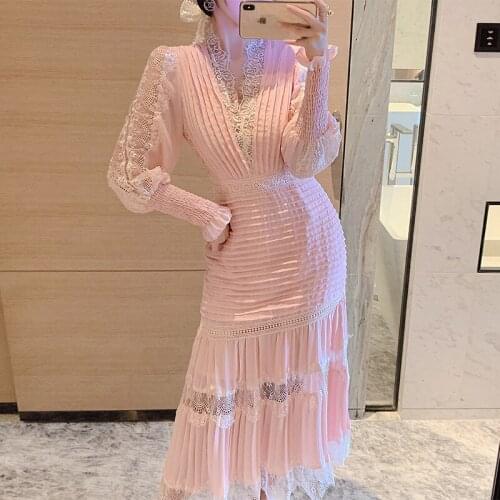 2021 Spring Runway Lace Dress Women V-neck Lantern Long Sleeve Patchwork Hollow Pleated Princess Style Slim Dress