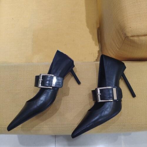 New Hot Sale Autumn Sexy Genuine Leather Woman Pumps Belt Buckle Decora Woman Pumps Pointed-Toes Thin Heels Pumps Bota Feminina