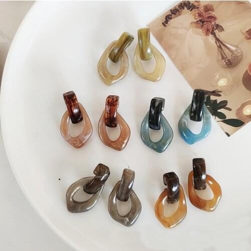 2021 New Fashion Temperament Amber Colorful Geometric Acrylic Drop Earrings Jewelry for Women