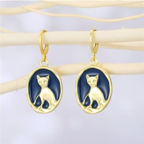 1Pair New Cute Enamel Round Small Cat Hoop Earrings For Women Girl Trendy Personality Irregular Oval Animals Small Ear Stud E573