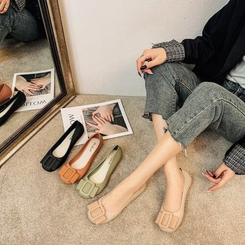 2021 New Ladies Flat PU Leather Womens Shoes Casual Soft Bottom Lucky Shoes Comfort and Commuter Shoes