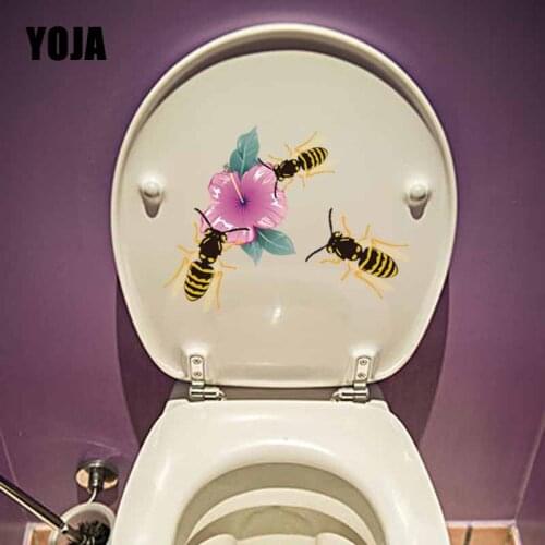YOJA 22.2X16.8CM Modern Art Living Room Home Decor Wall Sticker Toilet Decal Funny Bee And Flowers T5-0984